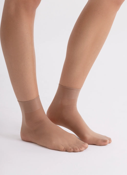 Socken aus strapazierfähigerem Garn | nadotec STOPY | 12 DEN beige