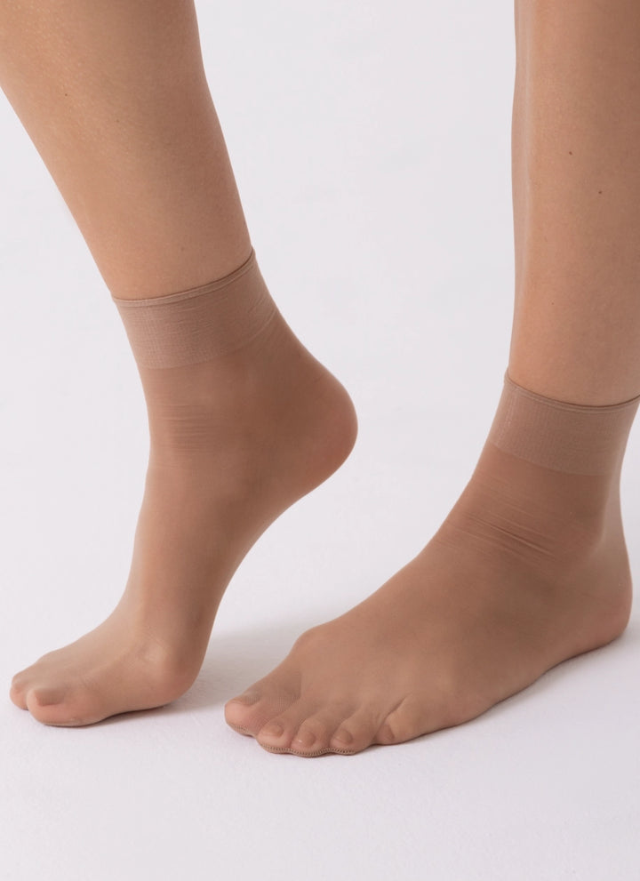Socken aus strapazierfähigerem Garn | nadotec STOPY | 12 DEN beige