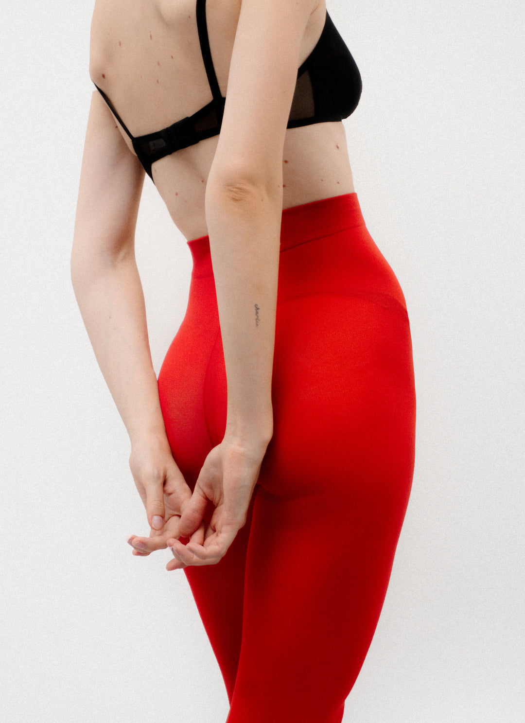 Farbige Strumpfhose aus Mikrofaser | nadotec BOLD | 40 DEN rot